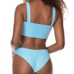 Amazon bikini Photo 1