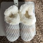 MUK LUKS Women's Lilou Slippers Gray Size 7.5 Photo 8