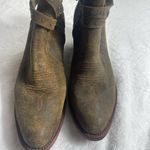 Shyanne  Madison Side Zipper chunkyBooties Size 8 ankle distressed  rodeo western Photo 2