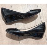 Cole Haan Womens Black Patent Leather Wedge Ballet Dressy Shoes Size 9.5 Photo 3