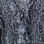 Sunny Leigh 🖤🤍  Macy’s Lightweight Crinkly Ruffles Buttons Feminine Romantic Photo 3