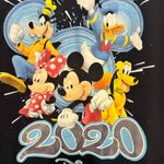 Disney  blue short sleeve 2020 shirt in xl Photo 1
