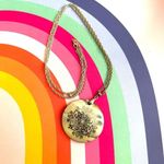 Silver tone and Shell circle Pendent Necklace Photo 3