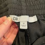 Daniel Rainn DR2  Black Tie Waist Dressy Shorts Womens M Stretch Beachy Casual Photo 3