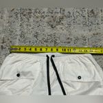 The North Face  Women's Outline Outdoor Hiking Shorts size Small white Photo 3
