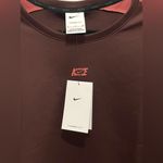 Nike Therma-Fit Training Womens Crewneck Sweatshirtshirt Size S Burgundy Photo 1