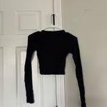 Aritzia  TNA Long Sleeve Photo 3