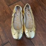 Sam Edelman Felicia Flat - Wide Width Shoe in Goldmine Photo 2