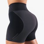 Alphalete Shorts Photo 0