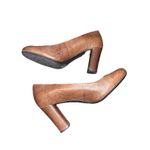 Clarks Indigo Women 8.5 Textured Brown Leather 3 1/4" Block Heel Business Pumps Photo 4