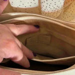 Liz Claiborne  Cream Leather Hobo Style Purse, Clean,‎ Excellent Condition Photo 11
