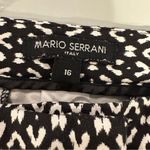 Mario Serrani  Black/White Print Bermuda Shorts size 16 Photo 1