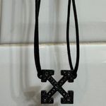 Off-White  Crystal Arrow Choker Necklace “black” Photo 1