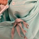 FIGS Fresh Aqua Yola Skinny Scrubs Photo 4