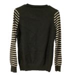 Banana Republic  Black and White Bow Sweater. Excellent Condition. WORN ONCE Photo 6