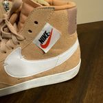 Nike Women Blazer Mid Rebel Bio Beige Summit White Black‎ Size 8.5 (BQ4022 Photo 1