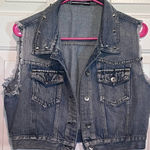 Roommates  California Women's Demin Vest Front Pockets Spike‎ Collar 16 1/2" Long Photo 0