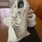 Adidas  Astrastar White Shoes, Size 7.5, NWT Photo 7