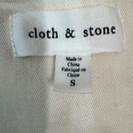 Cloth & Stone Seamed Vest
Cream Button Front Sleeveless Vest Top Women's Size S Photo 3