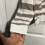 A New Day  women’s ivory top with tan animal stripes. Size Large. Photo 3