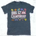 Women’s Graphic T Photo 9