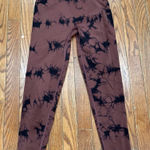 Women's Brown and Black Tie Photo 0