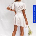 Selfie Leslie Dress Photo 4