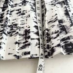 Escada Sport Black White Mixed Media Pleated Abstract Short Sleeve Dress Size 38 Photo 8