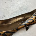 Bandolino  Leopard Print Pointed Toe Heels Women Shoes Size 8.5 Photo 5