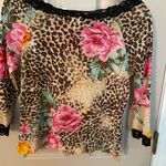 K2C vintage animal print floral top with lace trim. Size undefined Photo 7