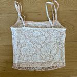 superdown - Lace Overlay Sleeveless Crop Top in Pink & White Photo 3