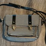 Street Level 🦋4/$25 Cute Crossbody Purse Photo 2