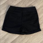 Soft Surroundings  petite medium PM Classic Black Women's cuffed Shorts pull on Photo 4