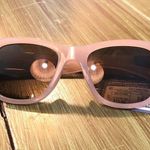 Universal Threads Universal Thread NWT Women's Light Purple Sunglasses Photo 1