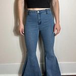 Boho Bell Bottom Light Wash Stretchy Jeans Size 4 Blue Photo 0