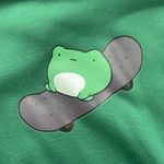 Green Frog On a Skateboard Hoodie Size M Photo 1