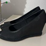 Lauren Ralph Lauren Women’s Nella Canvas Wedge Peep Toe Shoes Size 9.5 Black Photo 4