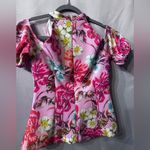 Alexia Admor  cold shoulder peplum pink floral top. Size small. Puff cap sleeves Photo 4