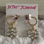 Betsey Johnson crystal flower hoop huggie earrings Photo 0