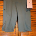 Nike One Dri-Fit Green High Rise 8” Length Athletic Biker Shorts Sz S NWT Photo 2