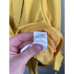 Le Suit  Plus Size Three-button Tie-cuff Jacket & Flounce-hem Yellow Skirt Set 18 Photo 7