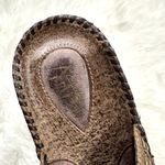 Clarks  Artisan Classic Clog Mules Sz 8 Photo 4