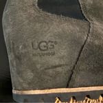 UGG  wedge Stylish Grey Suede Ankle Boots size 11 women’s waterproof Photo 6