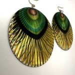 Gold tone peacock statement earrings Photo 3