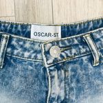 Oscar St boutique denim frayed jean shorts sz small. Blue Photo 3