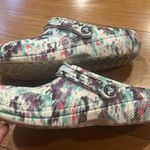 Crocs women’s multi colors lined clog sandals size 10 . Photo 5