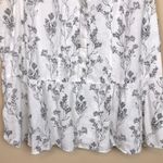 Old Navy  Tall Women’s Linen Blend Floral Print Split Neck Button-Up Tank Blouse Photo 3