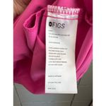 FIGS Women's  Casma Three-Pocket Scrub Top in Electric Orchid size XXL Limited Photo 3