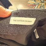 Loft  Women’s 2 Sutton Skinny Pants Photo 4