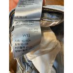 Levi's Mid Length Shorts Women 32 Spring Summer Fringe Raw Hem Distressed Beach Photo 2